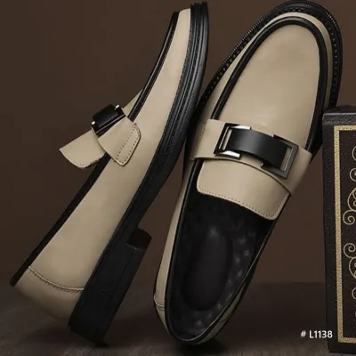 Jet Noir Loafer